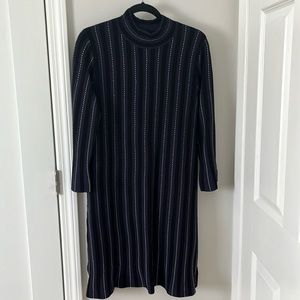 NEVER WORN ANN TAYLOR SWEATER DRESS IN SIZE M
